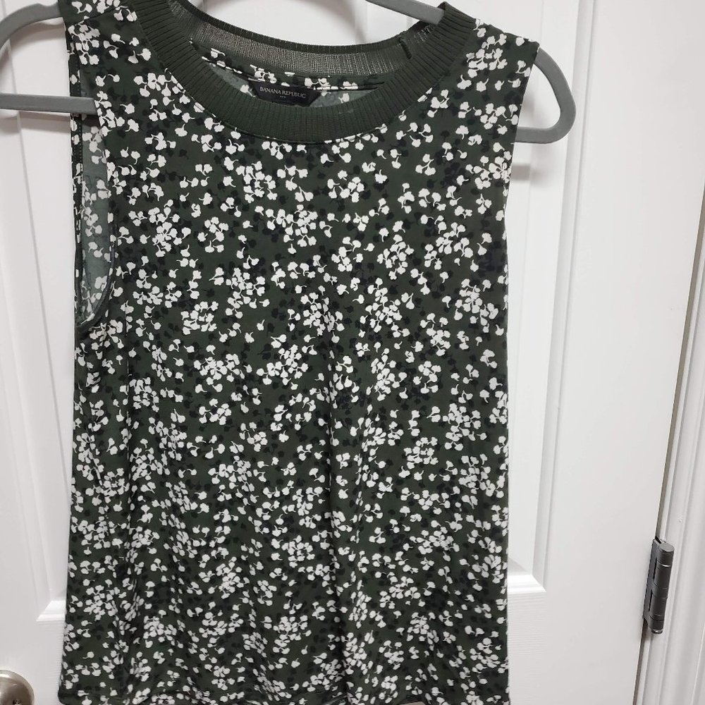 Sleeveless Top